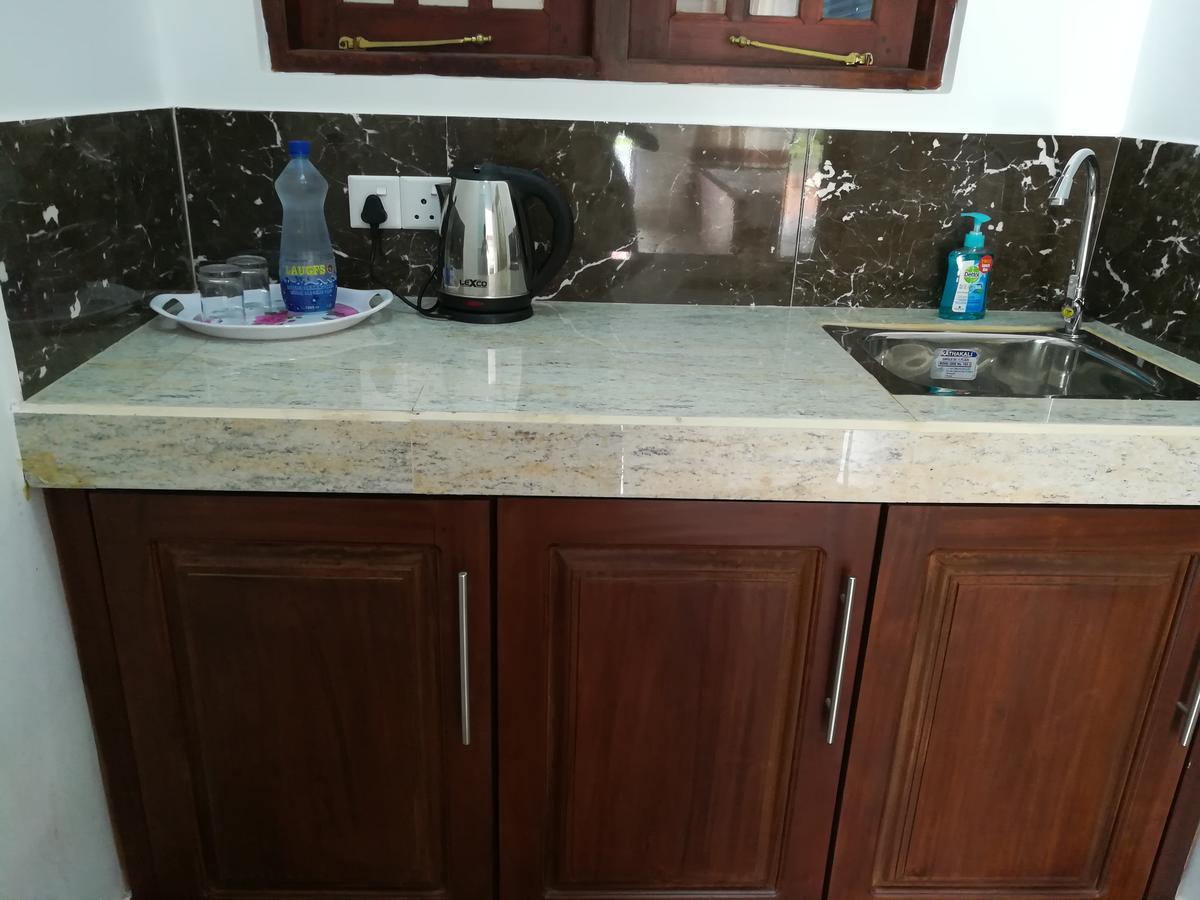 Sea Breeze Otel Bentota Dış mekan fotoğraf