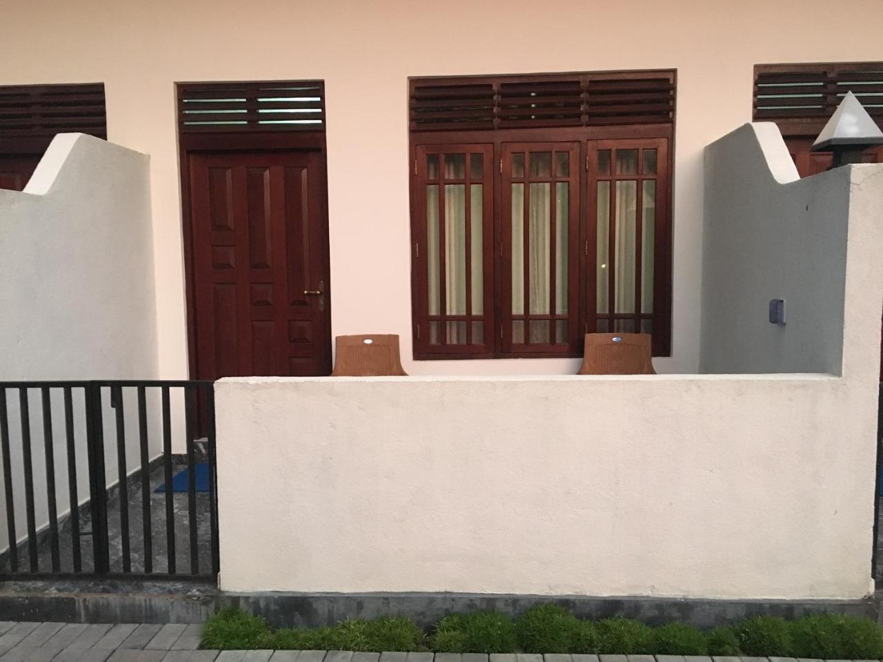 Sea Breeze Otel Bentota Dış mekan fotoğraf